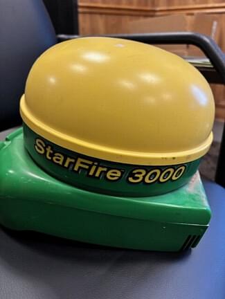 Image of John Deere StarFire 3000 Image 0