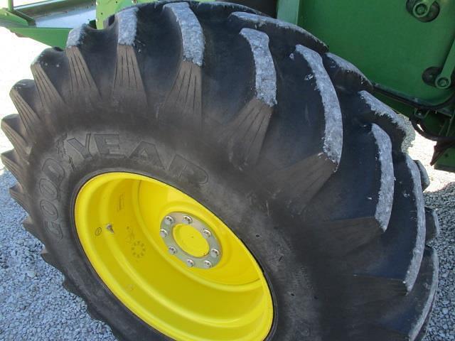 Main image John Deere S550 56