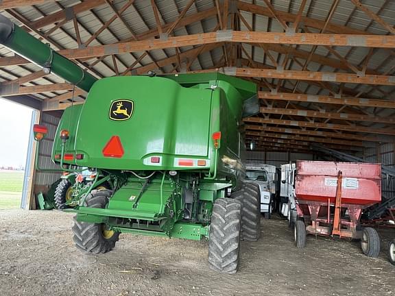 Image of John Deere S550 equipment image 3