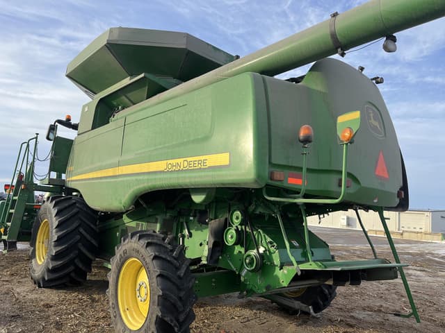 Image of John Deere S550 equipment image 3