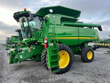 Main image John Deere S550