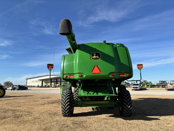 Image of John Deere S550 equipment image 4