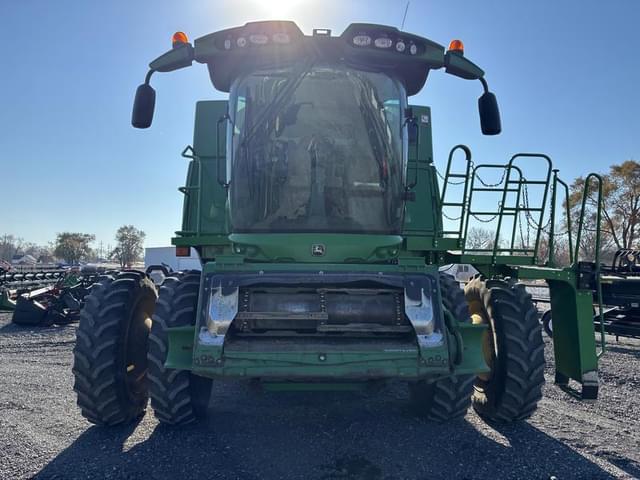 Image of John Deere S660 equipment image 3