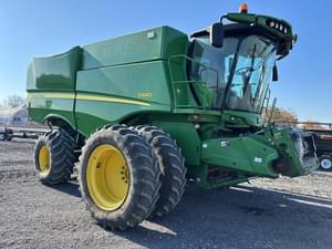 2013 John Deere S660 Image