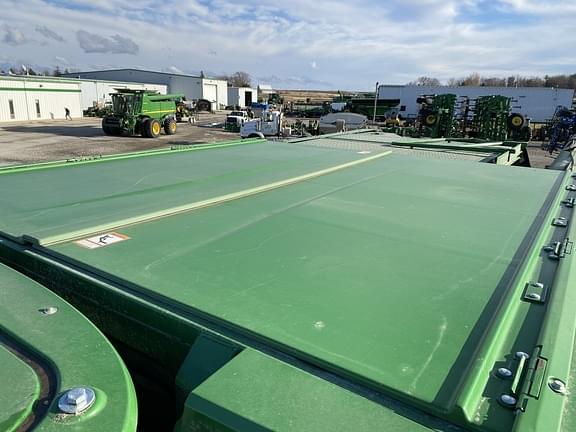 Main image John Deere S660 15