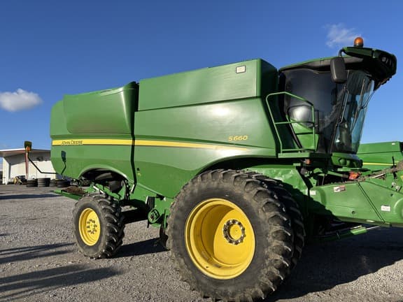 Image of John Deere S660 Primary image