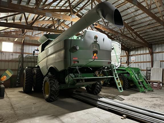 Image of John Deere S660 equipment image 3