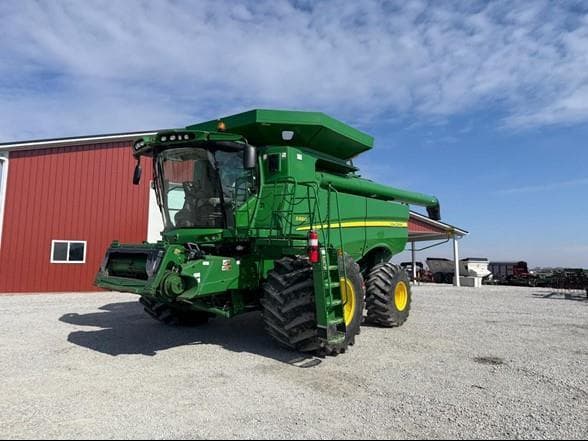 Image of John Deere S660 equipment image 2