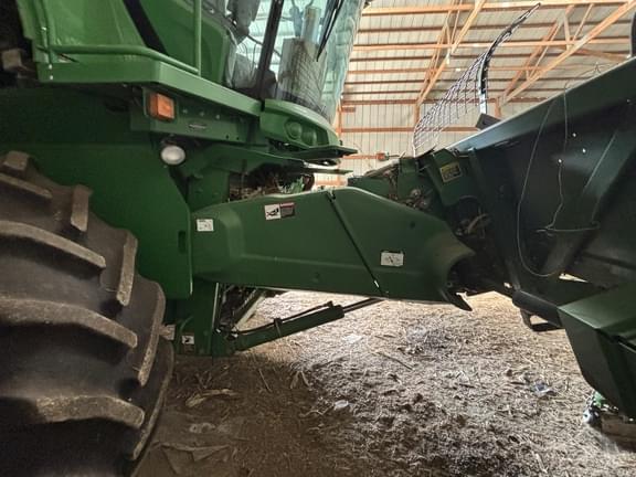 Image of John Deere S660 equipment image 3