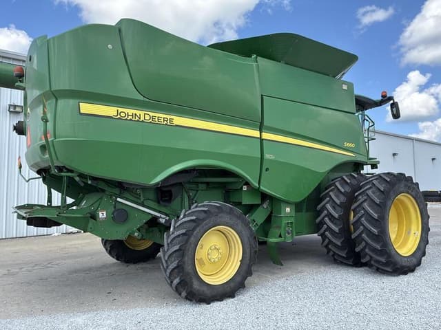 Image of John Deere S660 equipment image 2