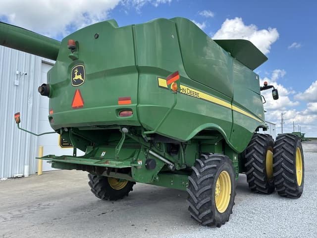 Image of John Deere S660 equipment image 3