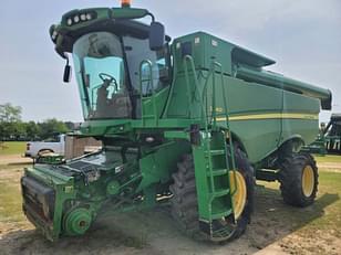 Main image John Deere S660 0