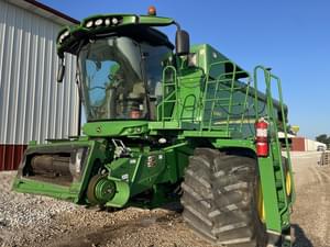 2013 John Deere S660 Image