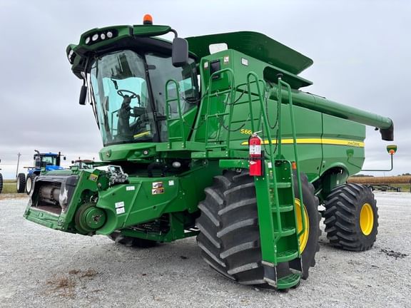 2013 John Deere S660 Equipment Image0