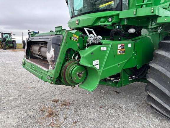 Image of John Deere S660 equipment image 2