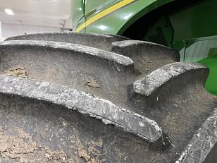 Main image John Deere S660 7