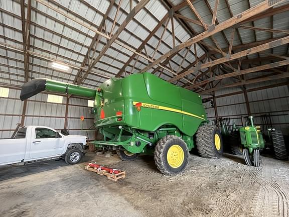 Image of John Deere S660 equipment image 3