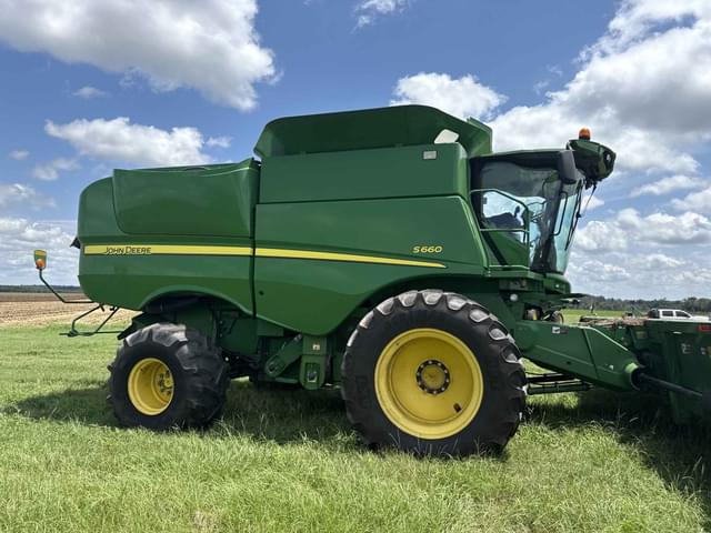 Image of John Deere S660 equipment image 1