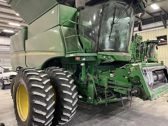 Image of John Deere S660 equipment image 4