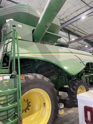 Image of John Deere S660 equipment image 2