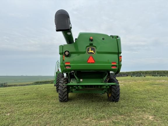 Image of John Deere S660 equipment image 3