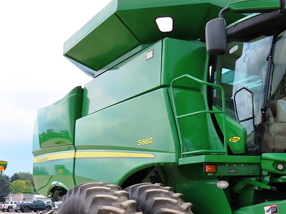 Image of John Deere S660 equipment image 2