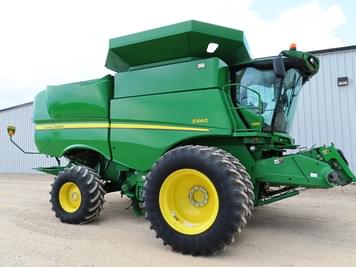 Main image John Deere S660