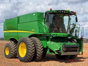 2013 John Deere S660 Image