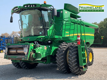 Main image John Deere S670
