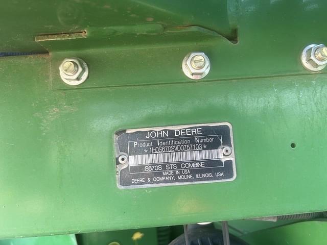 Image of John Deere S670 equipment image 1