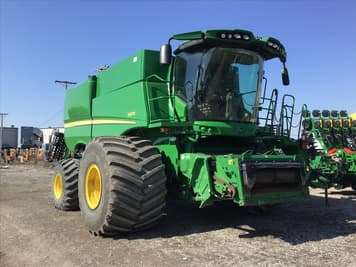 Main image John Deere S670