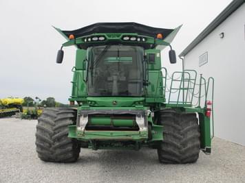 Main image John Deere S670