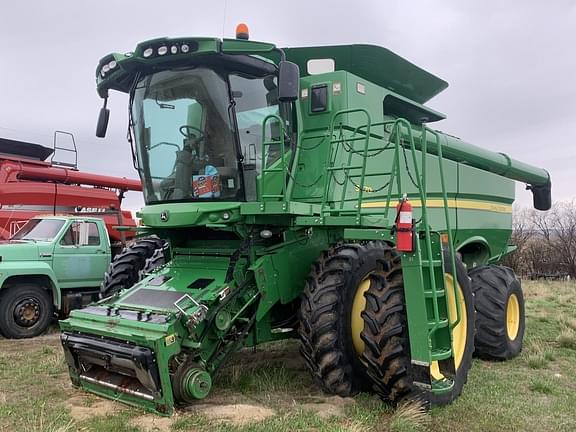 Main image John Deere S670 1