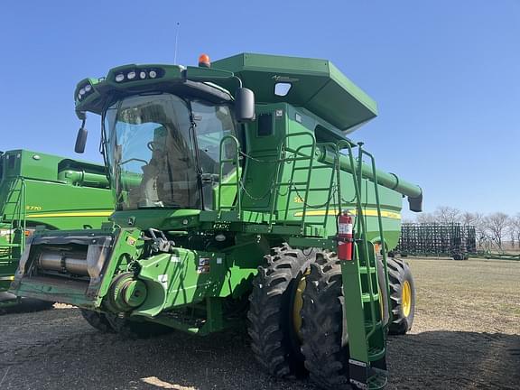 Image of John Deere S670 equipment image 2