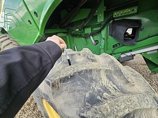 Main image John Deere S670 16