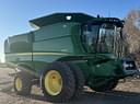 2013 John Deere S670 Image