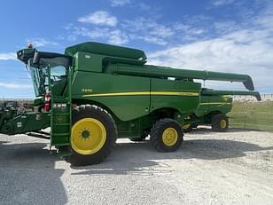 Main image John Deere S670 0