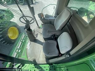 Main image John Deere S670 33