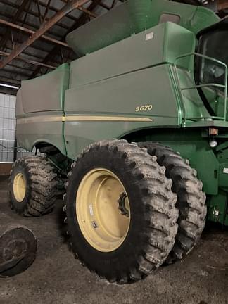 Image of John Deere S670 Primary image
