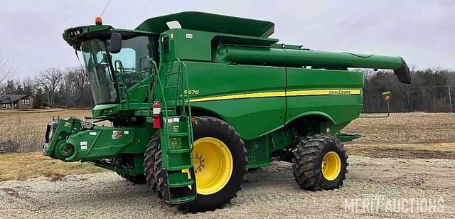 Image of John Deere S670 equipment image 1