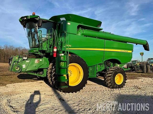 Image of John Deere S670 equipment image 2