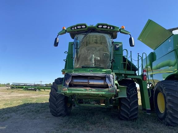 Image of John Deere S670 Primary image