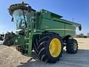 2013 John Deere S670 Image