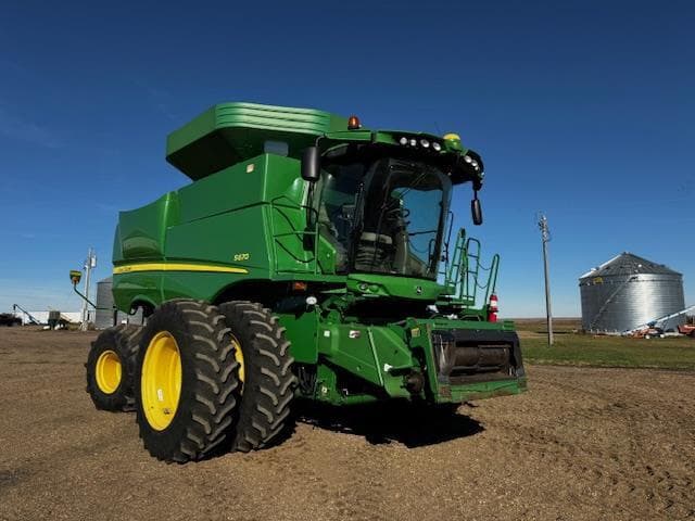 Image of John Deere S670 Primary image
