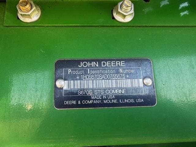 Image of John Deere S670 equipment image 1