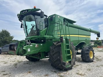 Main image John Deere S670