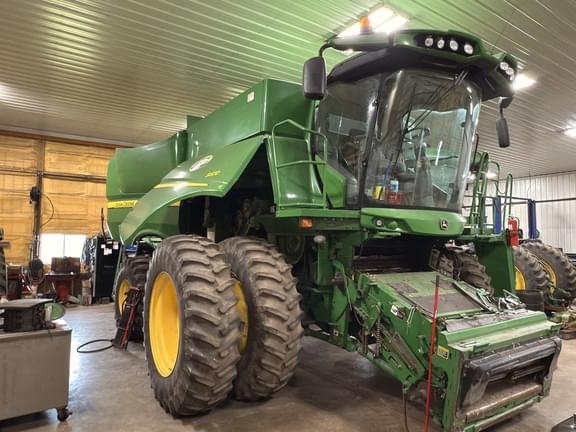 Image of John Deere S670 Primary image