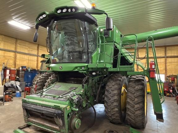 Image of John Deere S670 equipment image 2