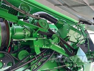 Main image John Deere S670 15