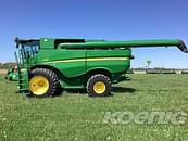 Thumbnail image John Deere S670 3